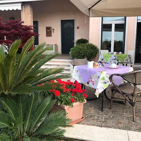 Villa Archi B&B サン・ピエトロ・イン・カリアーノ エクステリア 写真