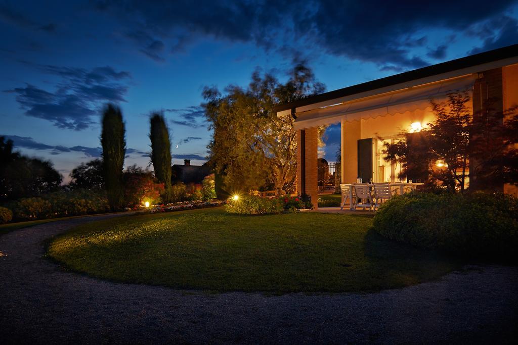 Villa Archi B&B サン・ピエトロ・イン・カリアーノ エクステリア 写真