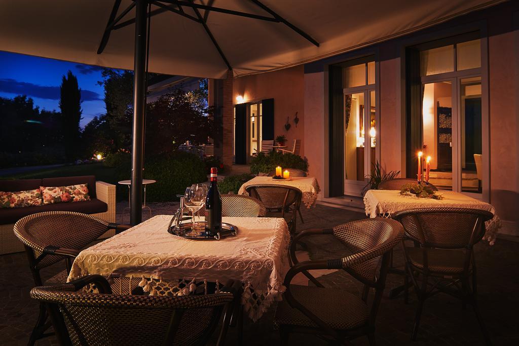 Villa Archi B&B サン・ピエトロ・イン・カリアーノ エクステリア 写真