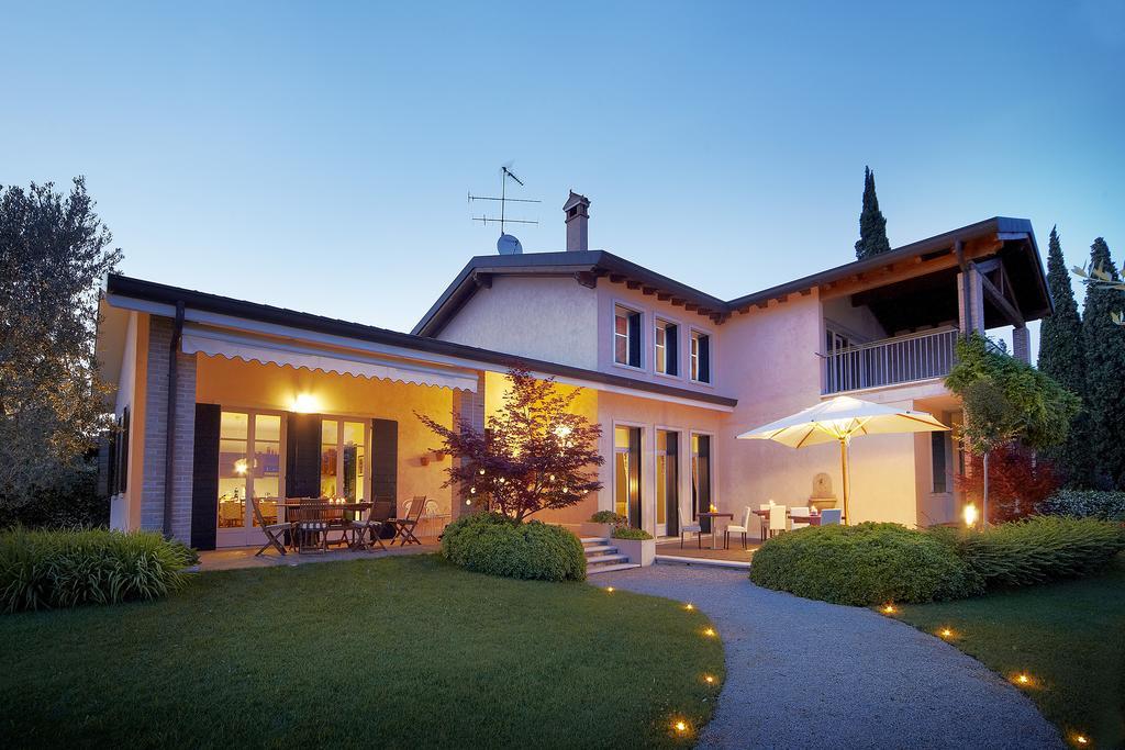 Villa Archi B&B サン・ピエトロ・イン・カリアーノ エクステリア 写真